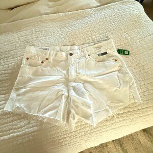 Gap Women's Ultra Soft Stride White Denim Short 32